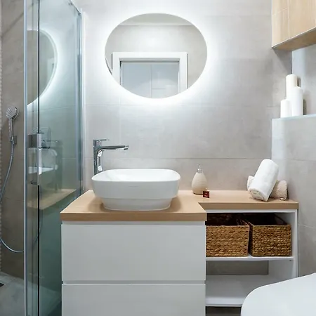 The Pleasurist- With Private Heated Pool And Terrace דירה ספליט