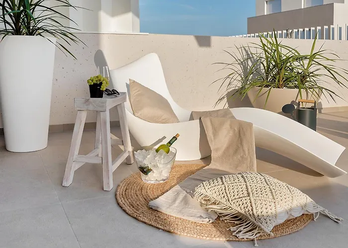 The Pleasurist- With Private Heated Pool And Terrace Appartement