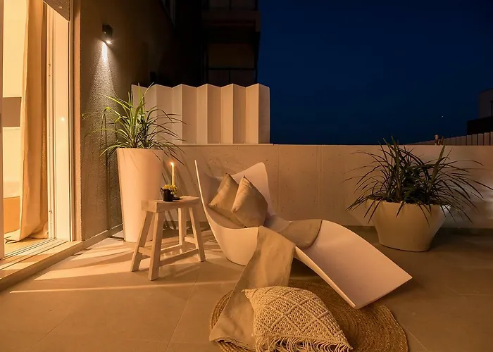 Appartement The Pleasurist- With Private Heated Pool And Terrace